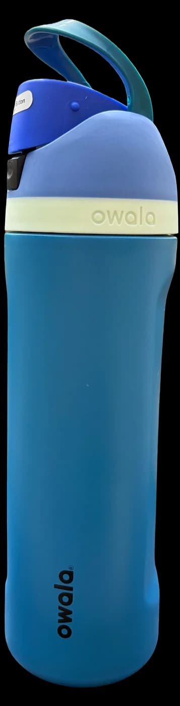 Owala 24oz FreeSip in Blue Oasis