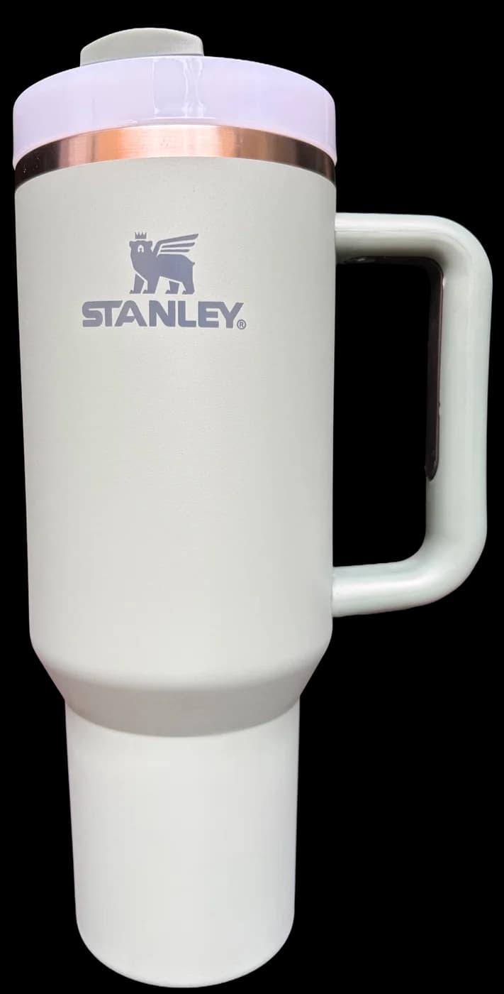 Stanley 40oz Quencher H2.0 in Bayleaf