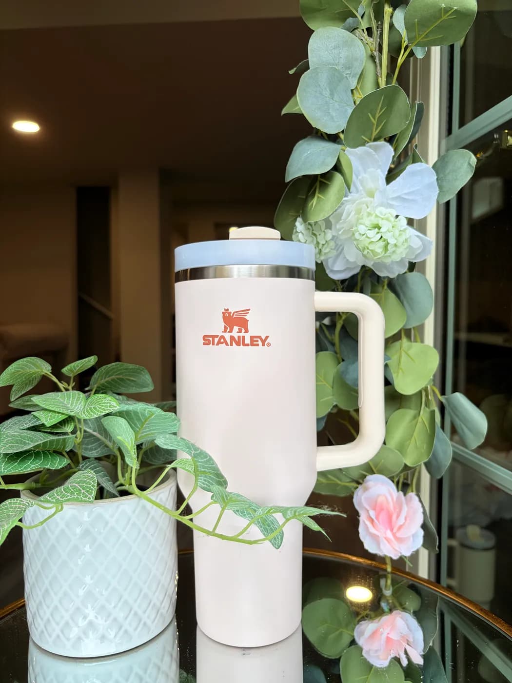 Stanley 40oz Quencher H2.0 in Dusk Pink